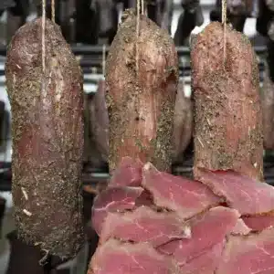 Szynka długodojrzewająca Szynczak z ligawki wieprzowej